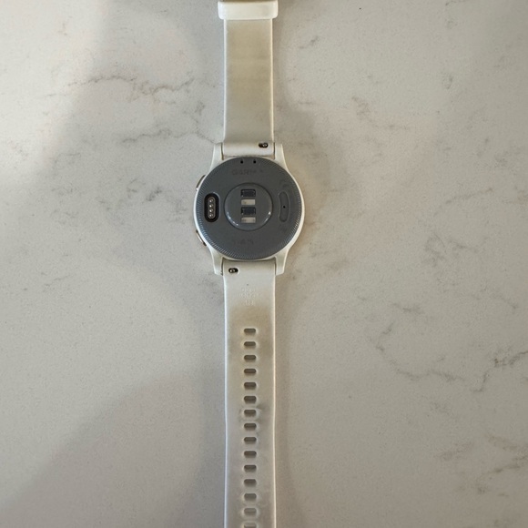 Garmin vevo active 4 - Picture 2 of 7